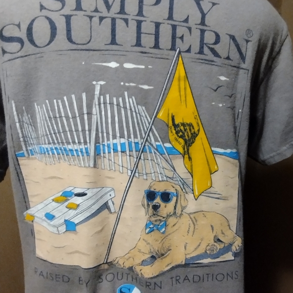 Simply Southern size small tee - Picture 4 of 4